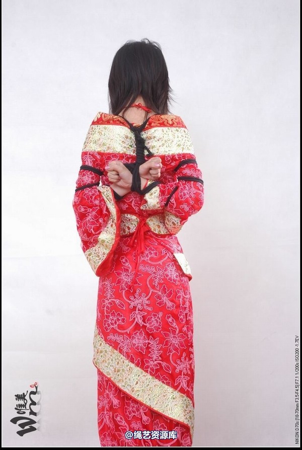 唯美之家 - 2008-11-20雯雯汉服 第 26 张图片