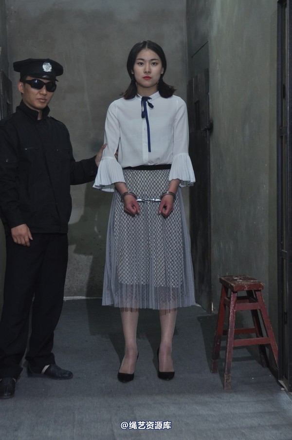 mj影视 - 淑女被抓 第 3 张图片