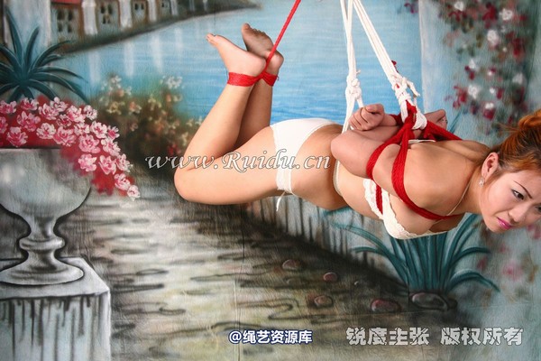 锐度主张 - 新模端木性感内衣吊缚 第 53 张图片