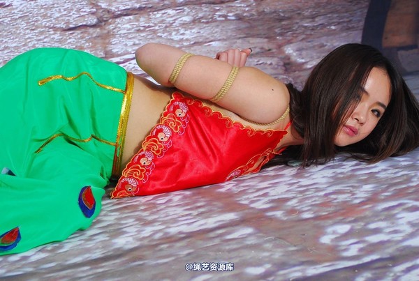 唯美之家 - 菲菲肚兜 第 50 张图片