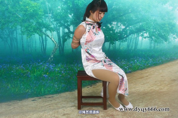 典雅倩影 - 371-小红旗袍五花 第 10 张图片