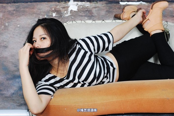 唯美之家 - 思欣红礼服 第 78 张图片