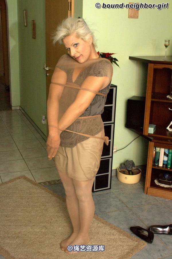 bound-neighbor-girl - Elena - Tied at home 3 第 18 张图片