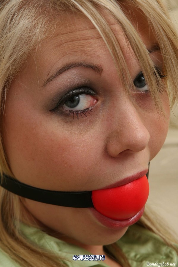 bondagebob - Savannah First ball gag 第 64 张图片