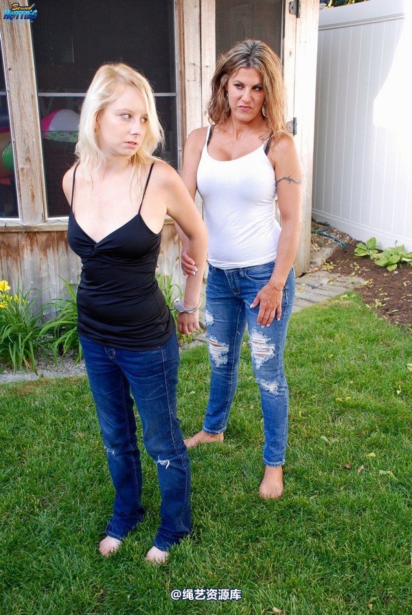 boundhotties - BROOKE & CRYSTAL 2 第 3 张图片