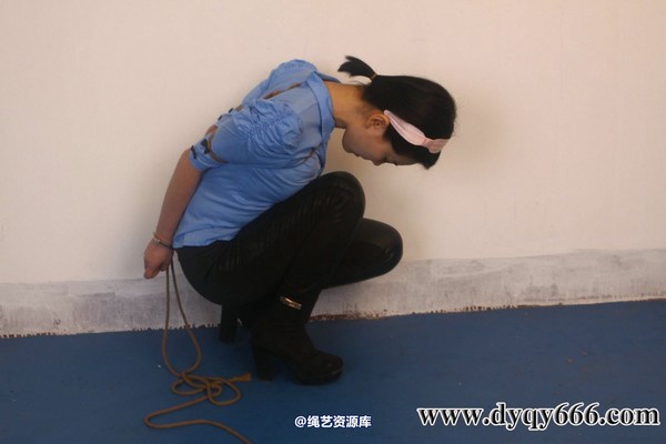 典雅倩影 - 386-月华押解绑 第 29 张图片