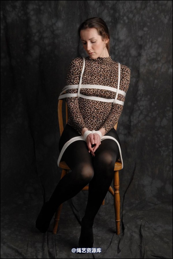 simplytied - Cassie in bodysuit 第 11 张图片