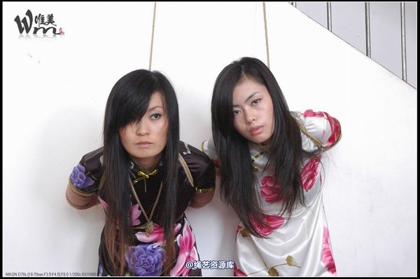 唯美之家 - 2008-09-24小妖琪琪旗袍绳艺 第 87 张图片
