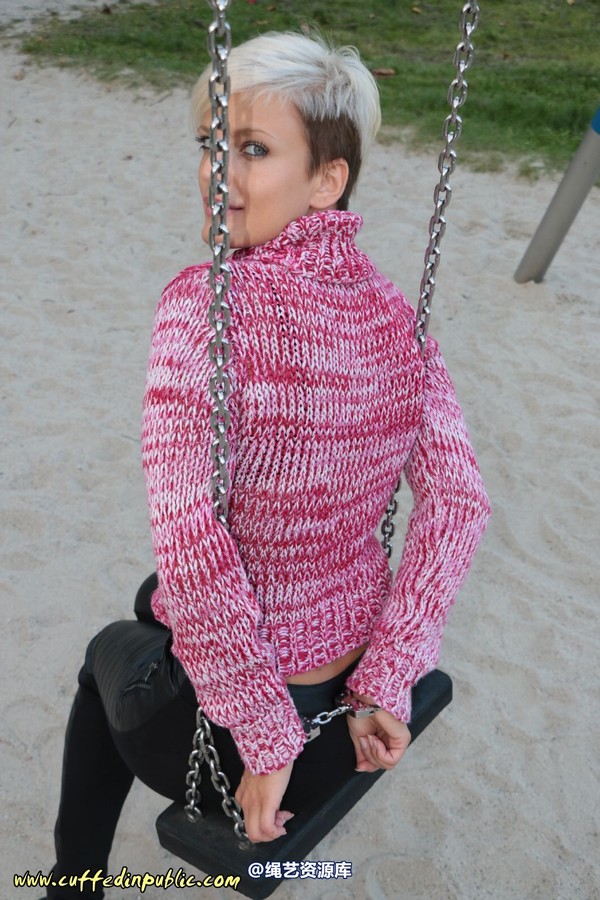 girlsinsteel - Handcuffed at the childs swing 第 48 张图片