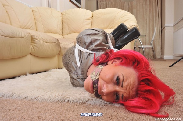 bondagebob - Becky Holt Hogtied 第 118 张图片