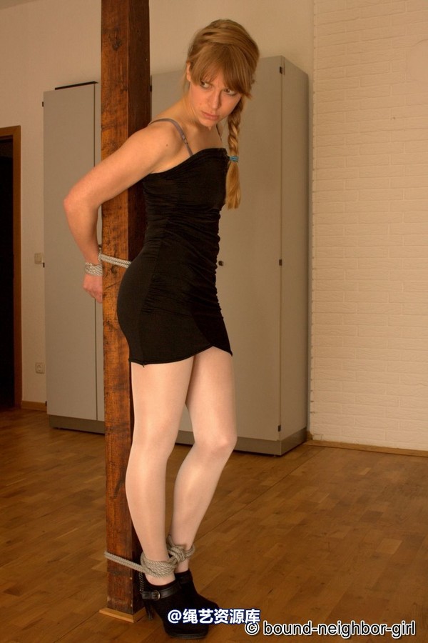 bound-neighbor-girl - Kate - Tied up at the office 2 第 38 张图片