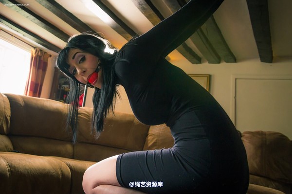 limitedaudience - 2015 nyxon living bondage furniture 2 第 28 张图片