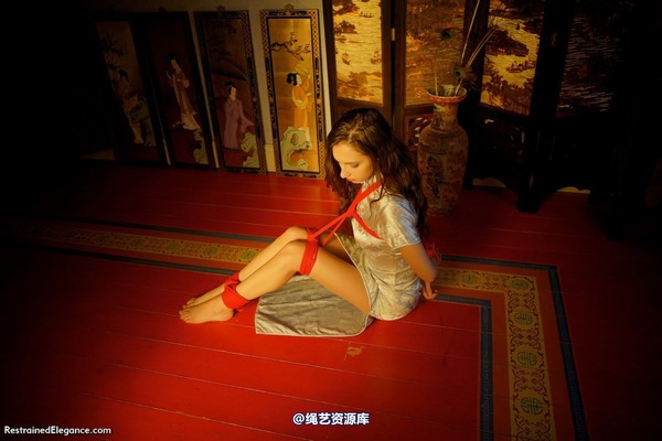 restrainedelegance - Everything You See Is For Sale 第 79 张图片