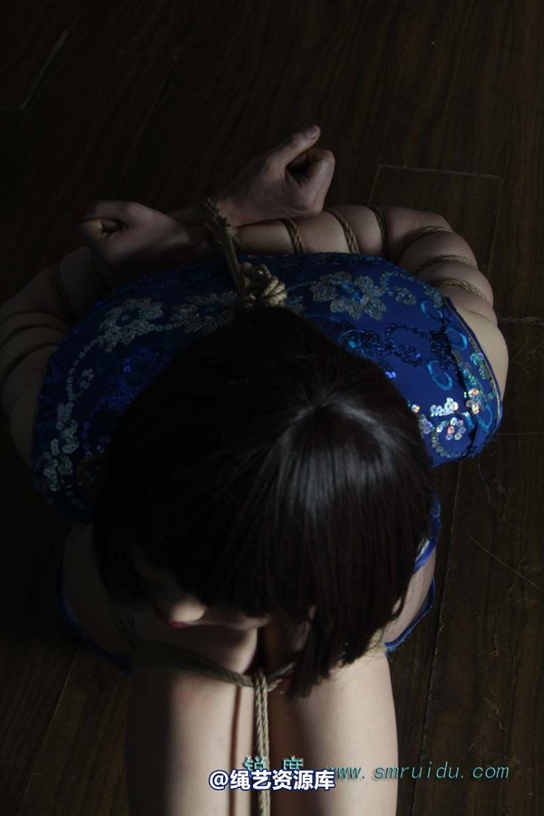 锐度主张 - 蓝旗袍捆绑堵嘴碧菡 第 16 张图片