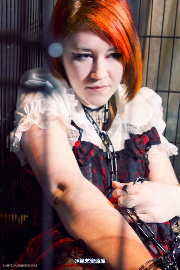 limitedaudience - 2012 beckykat six chained and caged 第 27 张图片
