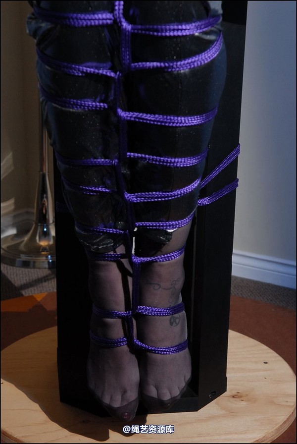 simplytied - Dora Croft 第 23 张图片
