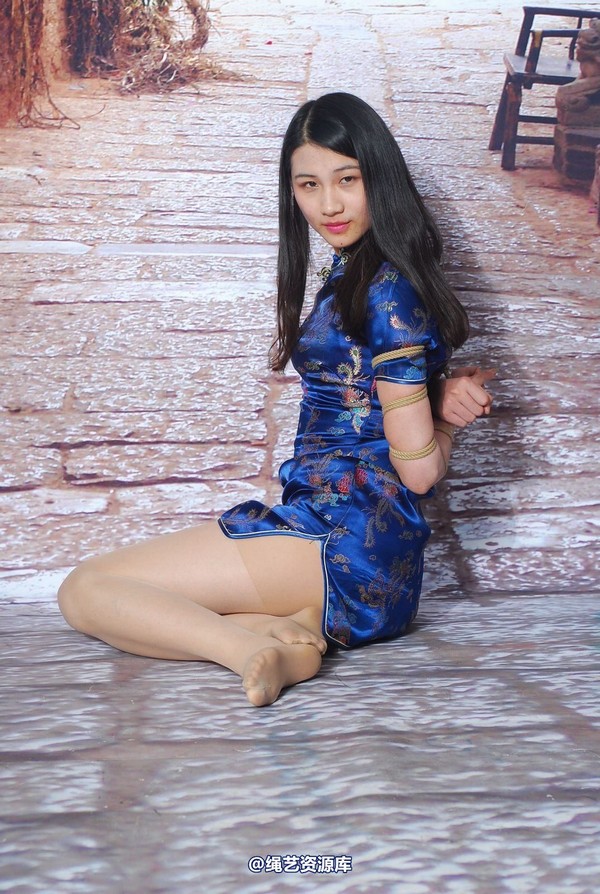 唯美之家 - 新模萧萧旗袍 第 37 张图片