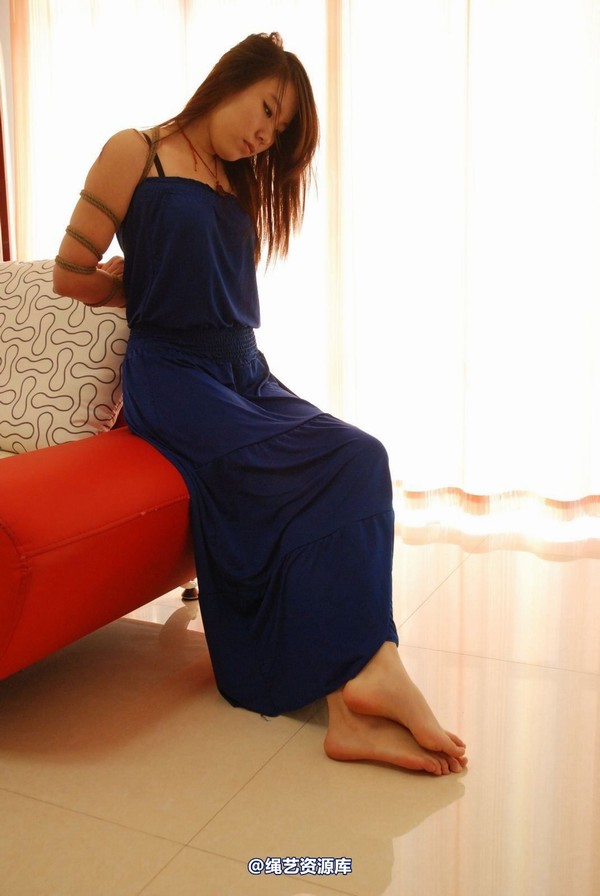 唯美之家 - 新模慕儿-蓝色礼服 第 20 张图片