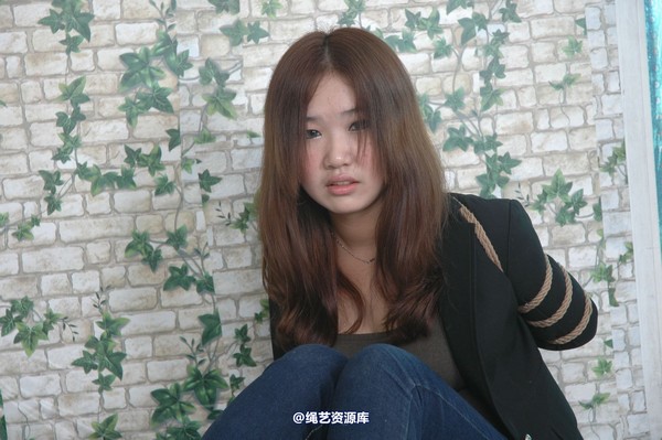唯美之家 - 黑色西装 第 3 张图片