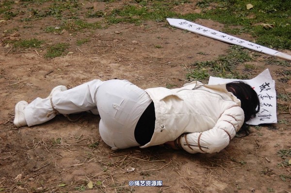 mj影视 - 安娜刑场2013-04-13 第 181 张图片
