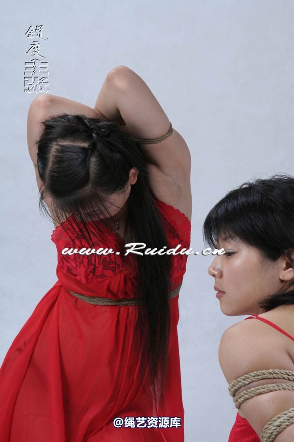 锐度主张 - 婷婷和嫣儿KB悬吊 第 23 张图片