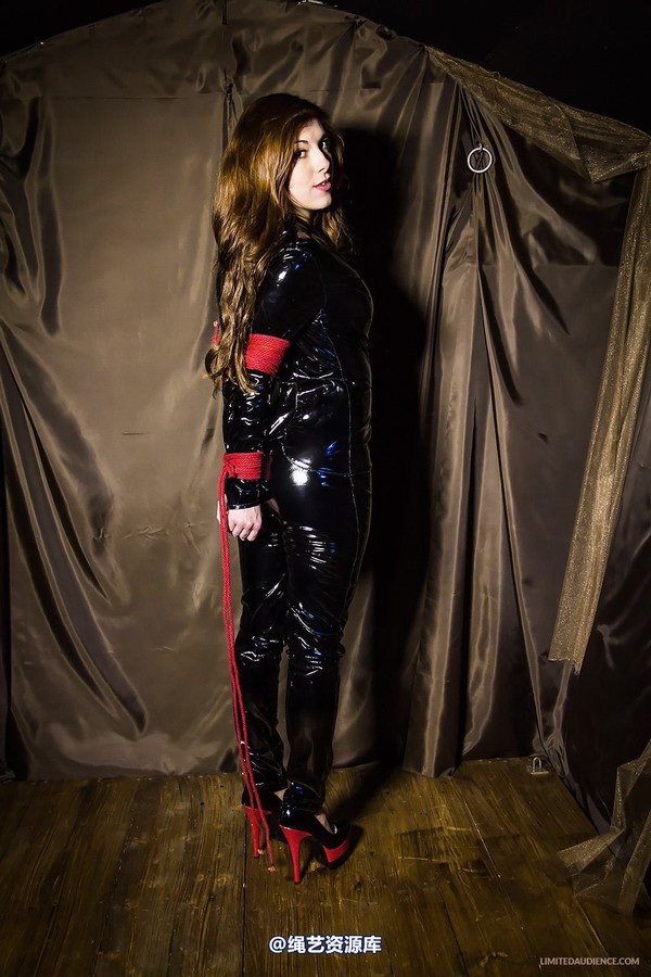 limitedaudience - 2013 trisha strict catsuit strappado 第 34 张图片