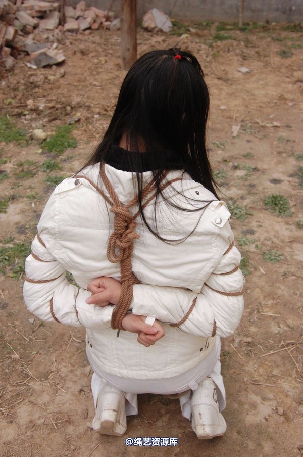 mj影视 - 安娜刑场2013-04-13 第 51 张图片