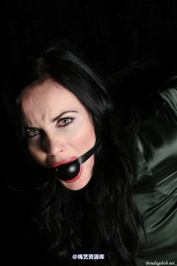bondagebob - Morrigan Strung up in the dark 第 58 张图片