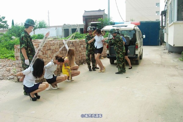 mj影视 - 血的代价刑前押送2013-08-26 第 9 张图片