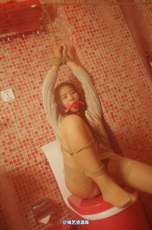 dk13美束馆 - 11.15-娃娃灰毛衣B-190P 第 26 张图片