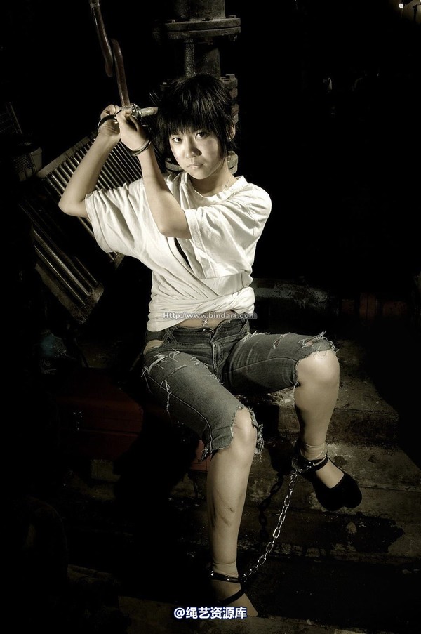 丽柜美束 - 2006-12-15 第 24 张图片