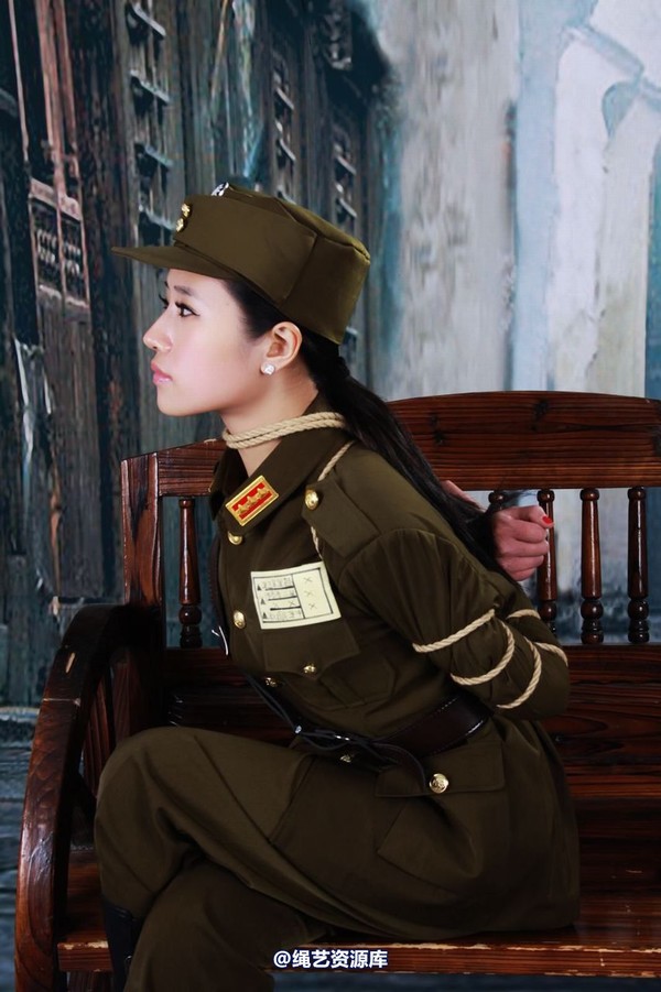 神艺缘 - 235-美式女制服 第 7 张图片