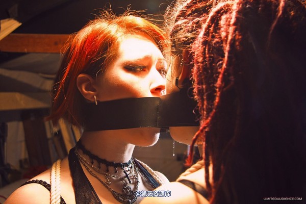 limitedaudience - 2012 beckykat six very close friends 第 26 张图片