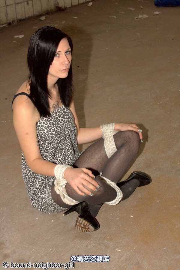bound-neighbor-girl - Angel - Tied up in the ruins 4 第 36 张图片