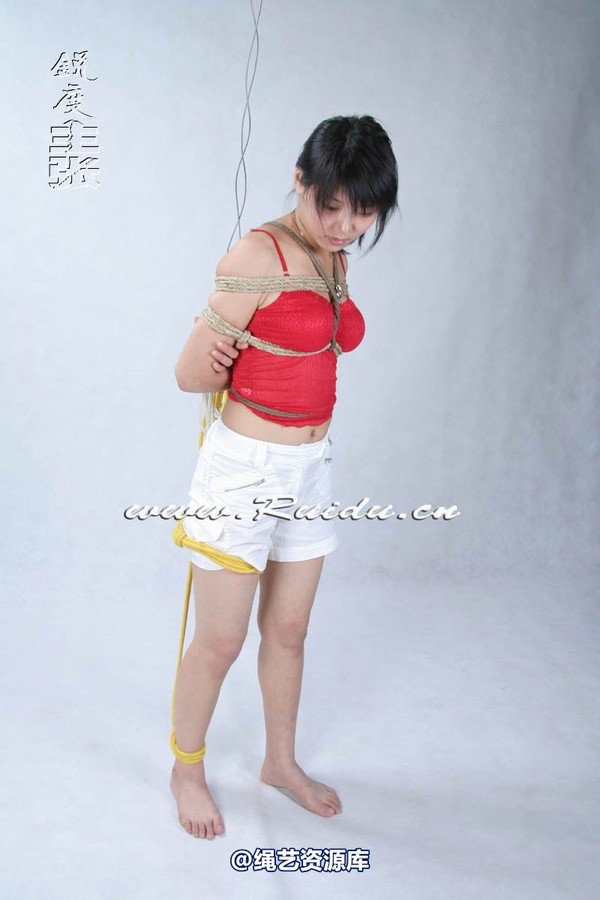 锐度主张 - 婷婷和嫣儿KB悬吊 第 133 张图片
