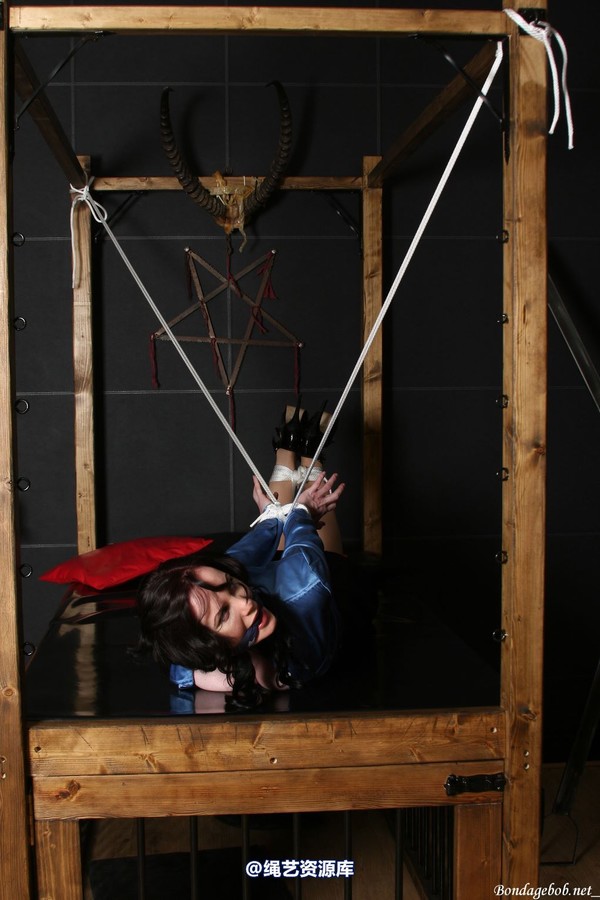 bondagebob - Morrigan Tied UP 第 113 张图片