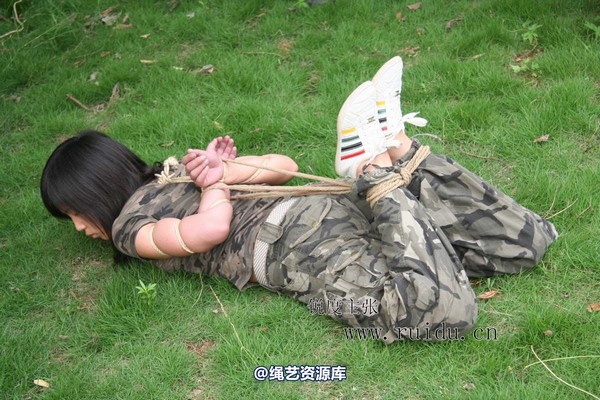 锐度主张 - 2009年第44期捆绑图（2009.8.31）模特：小爱 第 82 张图片