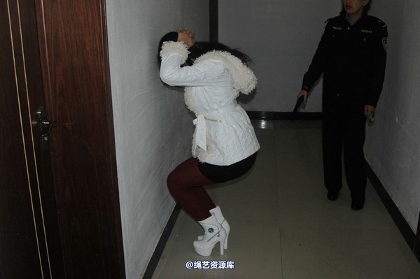mj影视 - 安娜抓捕2013-04-13 第 4 张图片