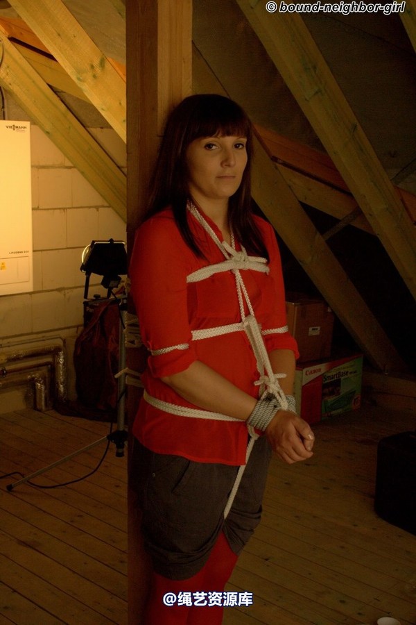 bound-neighbor-girl - Susan - Tied up in the Attic 2 第 14 张图片