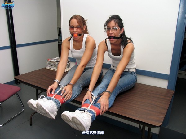 boundhotties - DESTINY & TRINITY 2 第 1 张图片