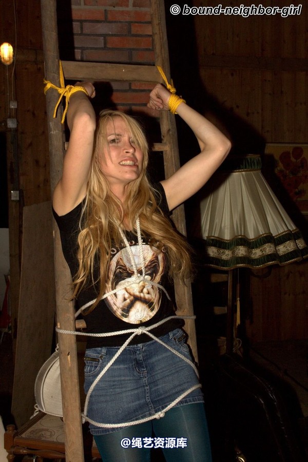 bound-neighbor-girl - Kate - Tied up in the attic 3 第 12 张图片