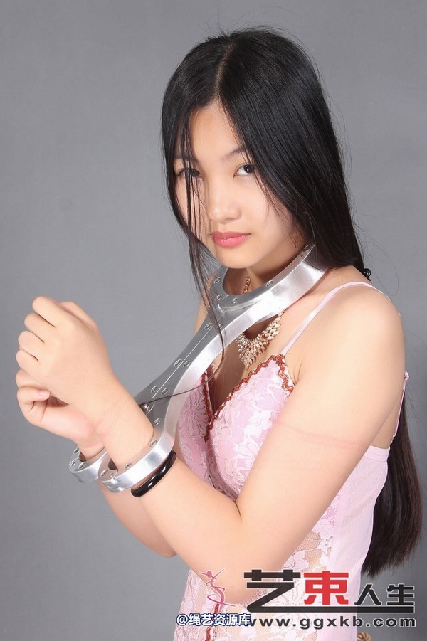 艺束人生 - 022-芬芬钢枷金属高跟体验 第 94 张图片