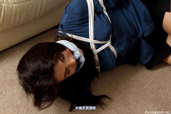 bondagebob - Briony M First Hogtie 第 124 张图片