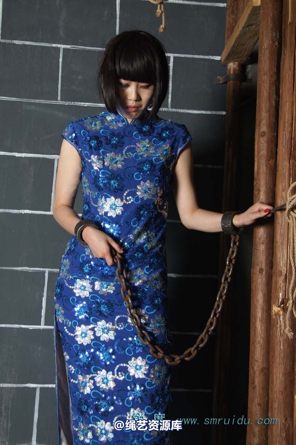 锐度主张 - 碧菡蓝旗袍铁镣铐模特：碧菡 第 67 张图片