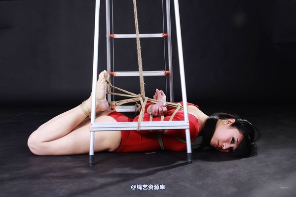 神艺缘 - 216-体操服捆绑 第 32 张图片