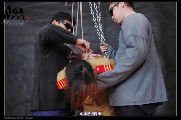 唯美之家 - 2008-12-18军统女特务受刑(剧照) 第 67 张图片