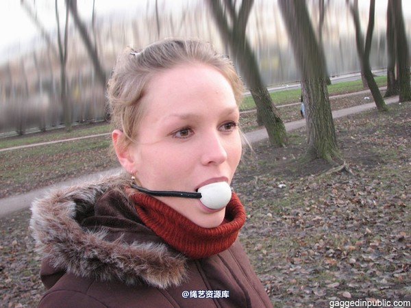 gaggedinpublic - gip044 第 24 张图片