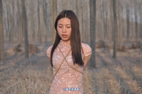 mj影视 - 三大模特争秀3 第 215 张图片