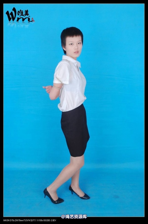 唯美之家 - 09-8-4嫣蓉制服 第 4 张图片