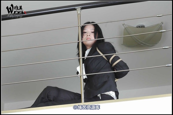 唯美之家 - 雪儿制服2010-3-13 第 24 张图片